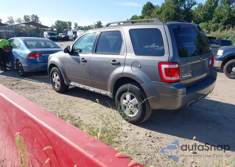 2009 Ford Escape Xlt из США, поврежденный, VIN 1FMCU03709KB26723